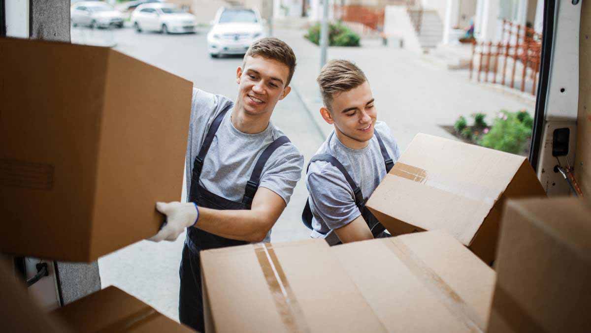 A Guide To Moving Permanently To London
